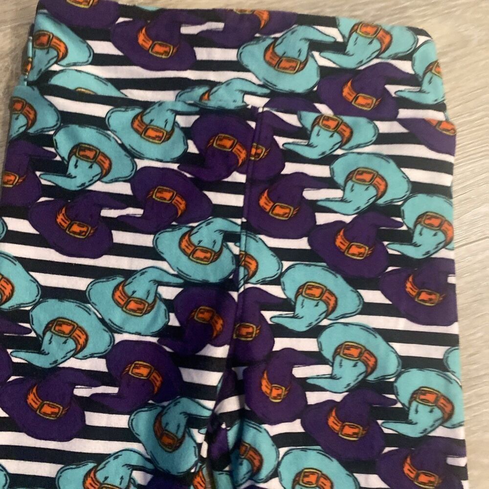 LulaRoe Kids Leggings-Halloween, Witch hats, Black And White Stripes - Picture 2 of 5